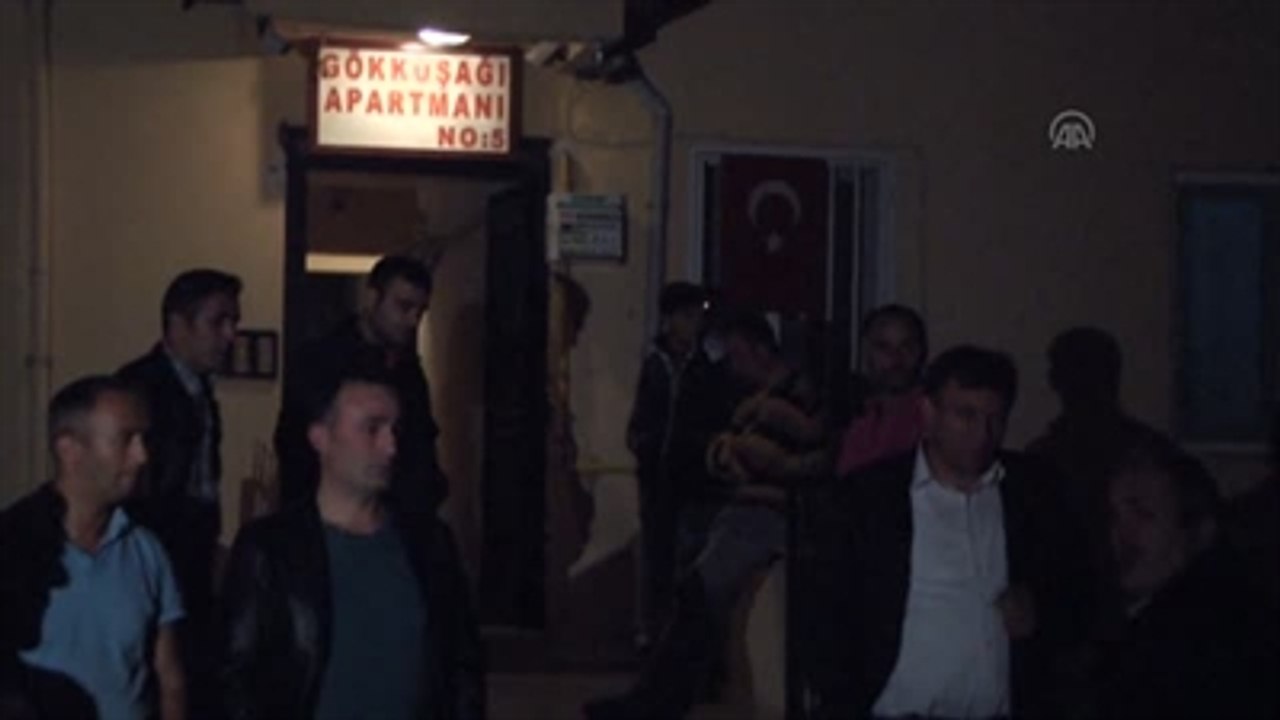 Şehit Başkomiser Hatipoğlu'nun Eşi ve Kızı Bingöl'e Hareket Etti