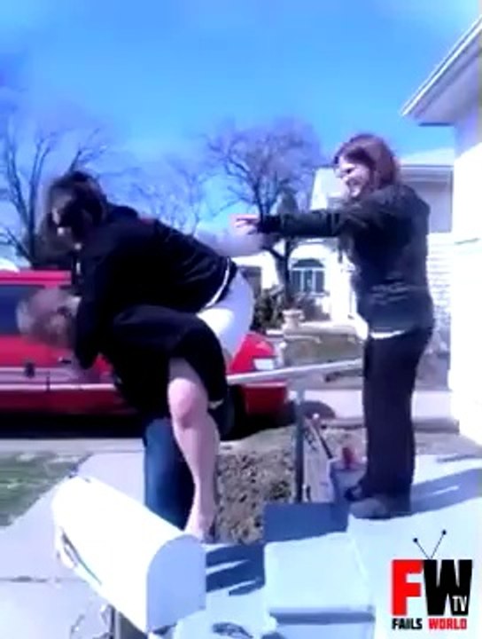 Leapfrog over 2 friend fail