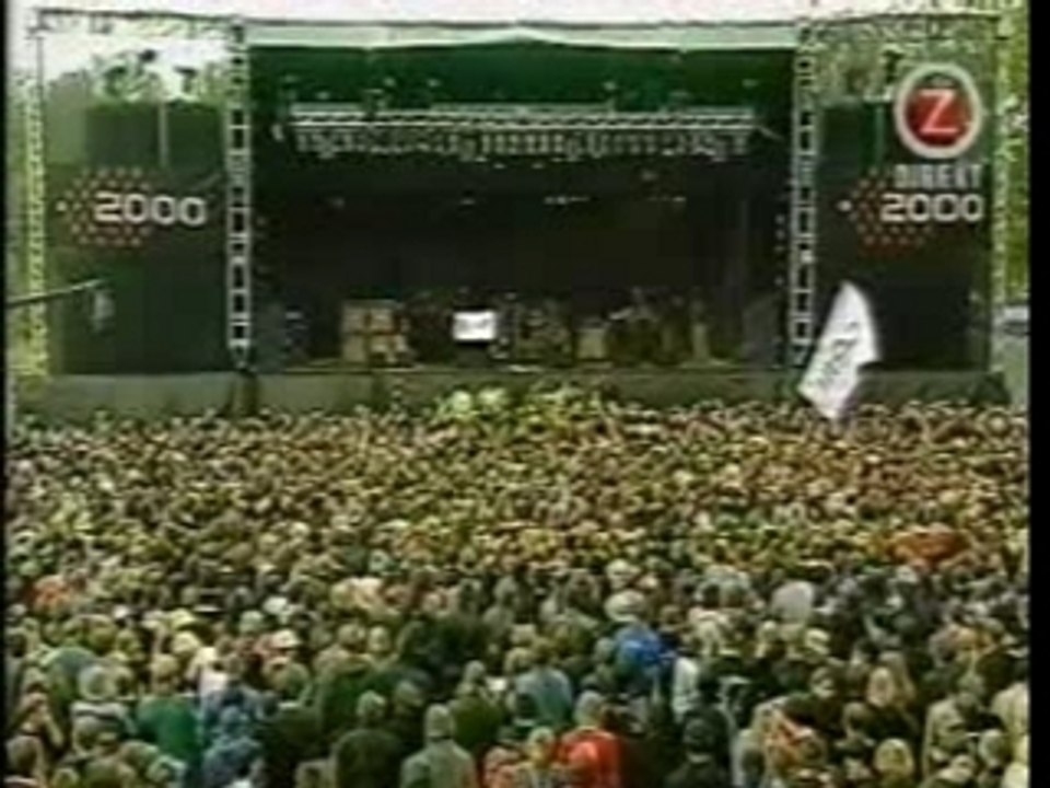 Deftones - To Have And To Hold (Live)