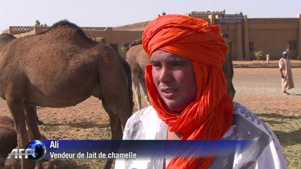 Maroc: à Merzouga, la mode est aux "bains de sable"
