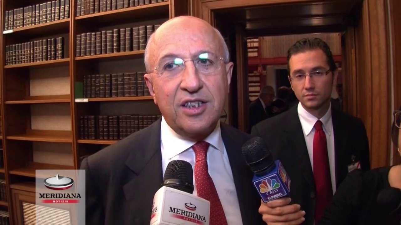 “Banche, cittadini e imprese”, il libro di Antonio Patuelli traccia la via per uscire dalla crisi