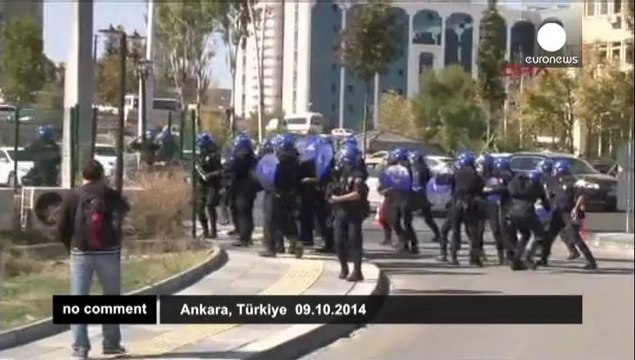 Kurdish protesters in Turkey demand more action against ISIL