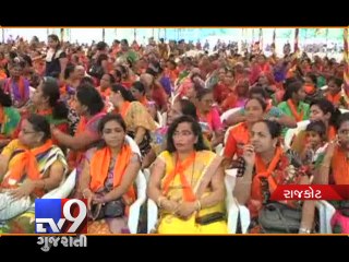 Download Video: Guj. CM Anandiben Patel joins Rajkot West campaign, Patidar voters in focus - Tv9 Gujarati