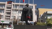 Aksaray Bingöl'deki Şehit Polisler İçin Tek Kişilik Eylem