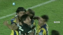 De pênalti, Loco Abreu garante classificação do Rosario