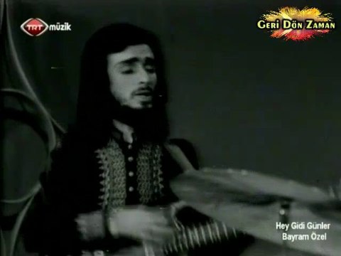 Üç Hürel - Sevenler Ağlarmış (1974)