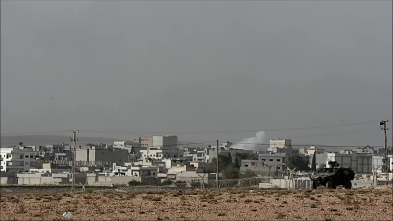 EI toma QG curdo em Kobane