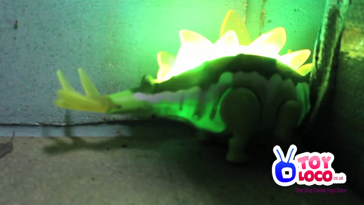 WWW.TOYLOCO.CO.UK Battery Operated Model Stegosaurus With Sound