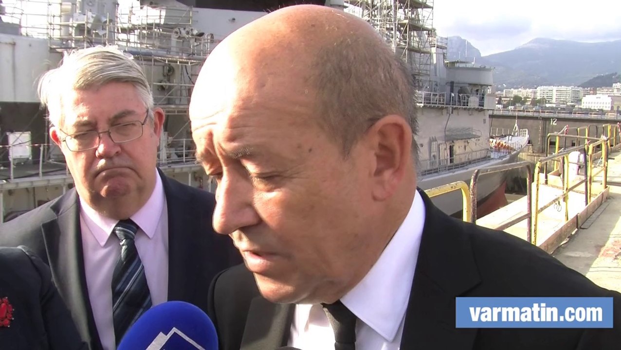 Le Drian espère la découverte et le rapatriement du corps d'Hervé Gourdel