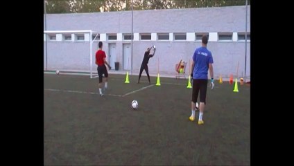 TECNICA BLOCAJE CON DESPLAZAMIENTO FRONTAL PORTEROS