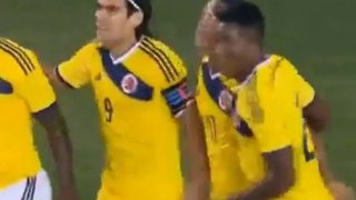 GOL de Carlos Bacca. Colombia 2-0 El Salvador