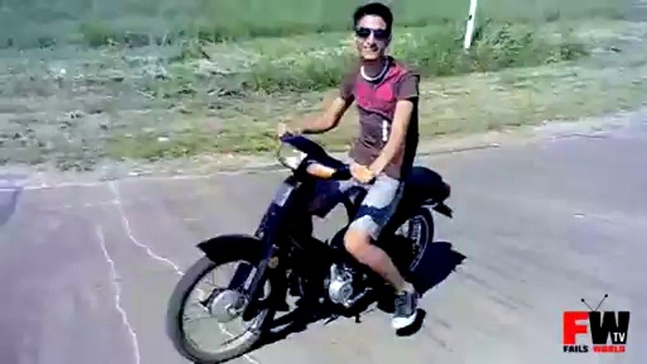 Scooter drive fail - Fails World