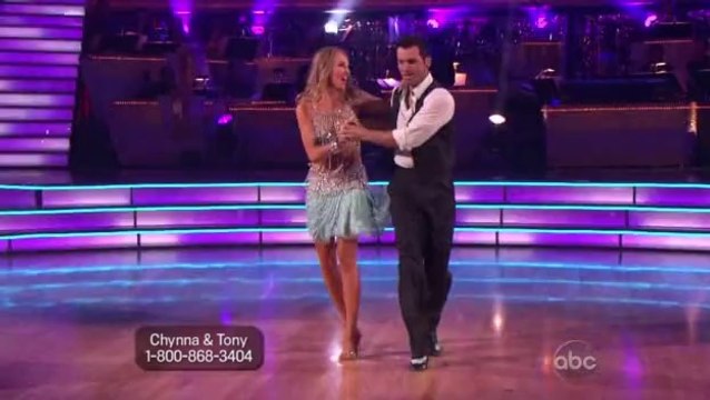 Chynna Phillips & Tony Dovolani - Jive