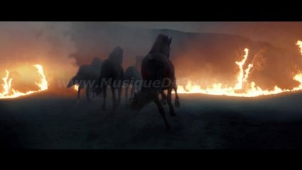 pub Volvic 'la force du volcan' 2014 [HQ]
