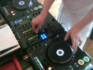 New Mix Trap 2014 ( 30 Sons enchainés en 10 Minutes ) by Maxx Garner