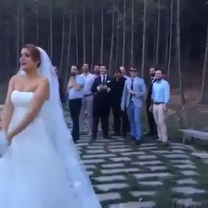 Wedding Catch Fail