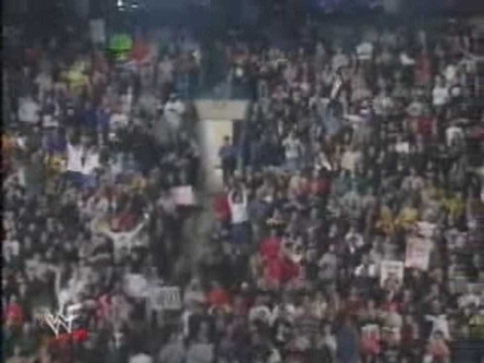 Raw 2001 - Stone Cold and The Rock Sing