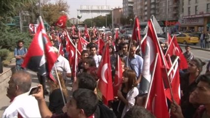 Ankara'da Bayrak ve Atatürk Yürüyüşü