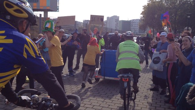 La piste cyclable est-ouest est ouverte