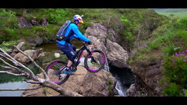 VTT de l'extrême en Ecosse. Danny Macaskill vous conduit sur The Ridge