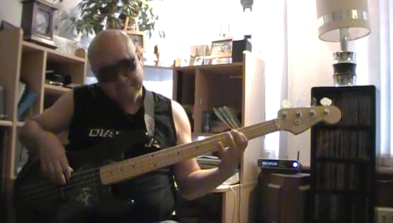 Smooth Operator Sade  basscover Bob Roha