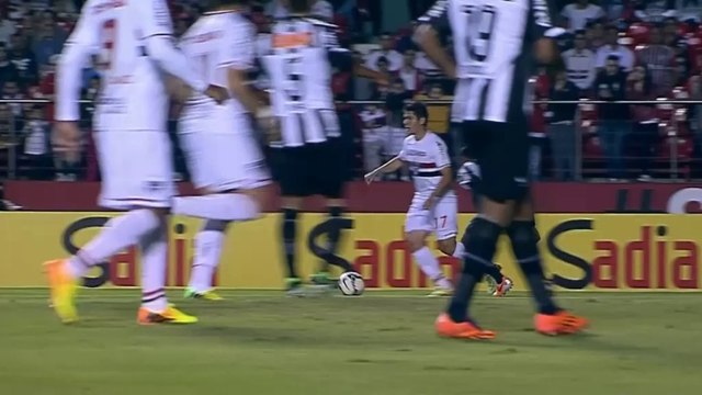 Fabiano fires Sao Paulo ahead