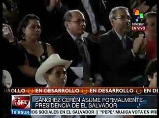Salvador Sánchez Cerén se compromete a apoyar a víctimas de la guerra