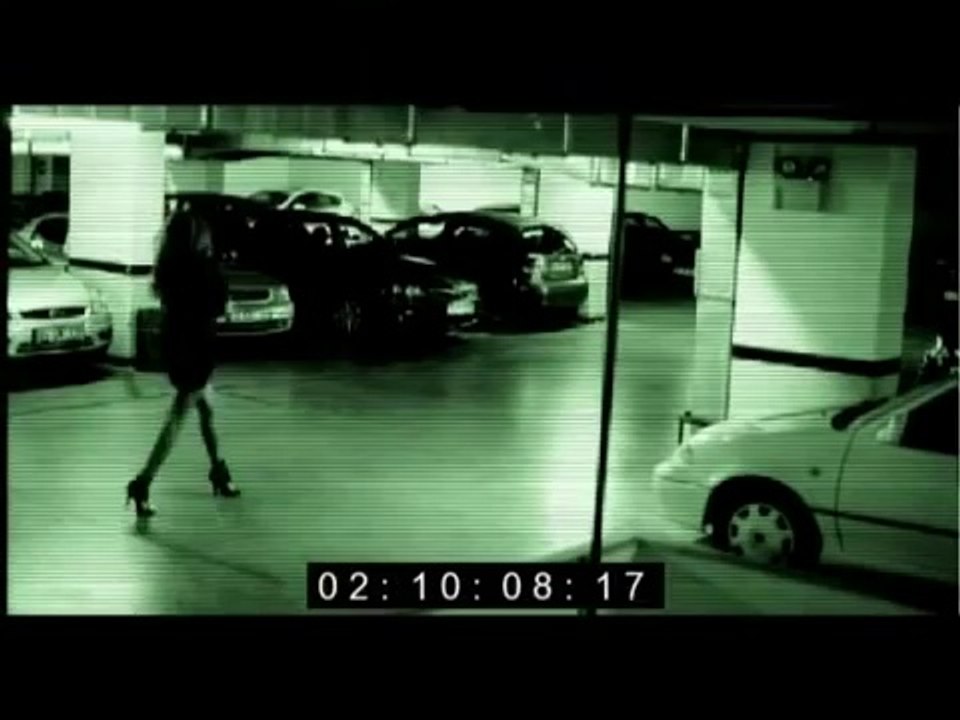 Bozuyorum Yeminimi (Demet Akalın)