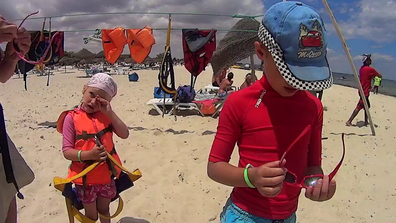 SAHARA BEACH mai 2014 Emy avant le parachute