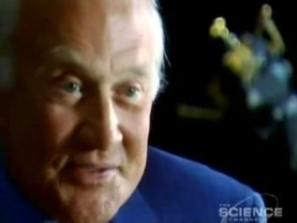 Buzz_aldrin_talks_about_ufo_spotted_duri