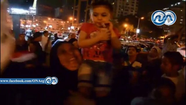 رقص وزغاريد علي تسلم الأيادي احتفالاً بفوز السيسى برئاسة الجمهورية بالمهندسين