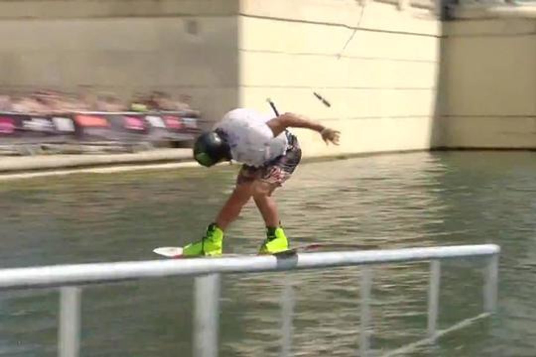 Daniel Grant 1st Final Wakeboard @ FISE World Montpellier - Wakeboard