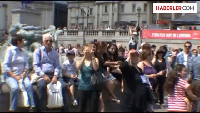 Dha Dış Haber ? Londra'da Mehter Marşlı Türk Günü