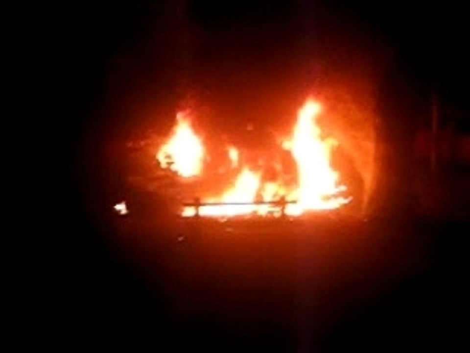 Briket by night