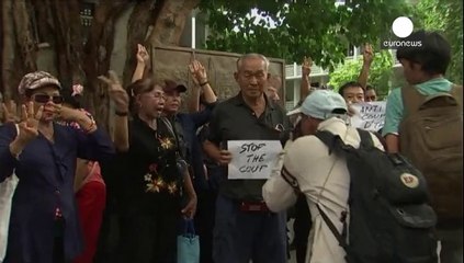 L'armée thaïlandaise tente de relancer l'économie