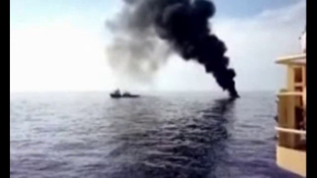 Louisiana - Il petrolio brucia nel Golfo del Messico