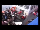 Sicilia - Il dramma dei migranti nei video della Guardia Costiera (06.07.13)