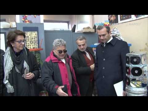 Napoli - De Magistris visita il Liceo Boccioni-Palizzi (05.12.13)