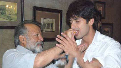 Shahid Kapoor Gifts Mercedes To Dad Pankaj On 60th Birthday!