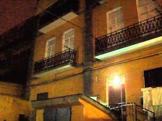 Napoli - Palazzina pericolante sgomberata a Poggioreale 2 (21.03.13)