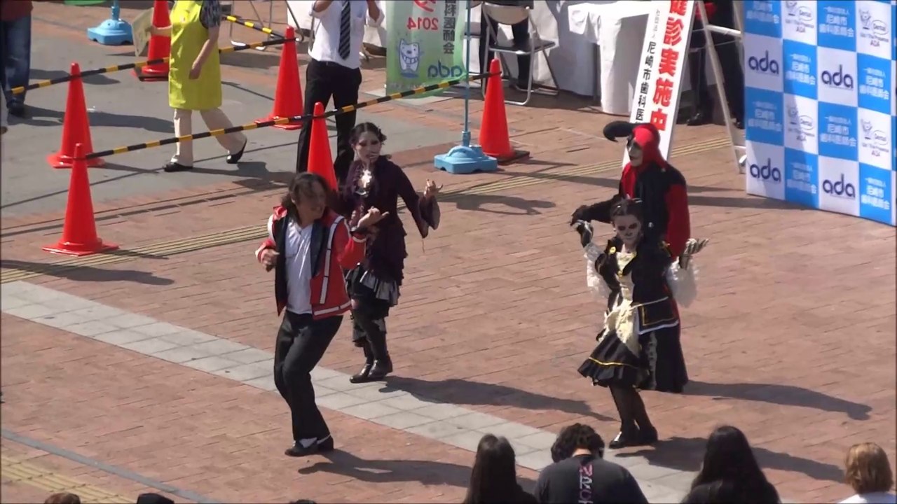 歯の健康フェスタ2014 尼崎駅前広場でフラッシュモブ ２回目 1080p