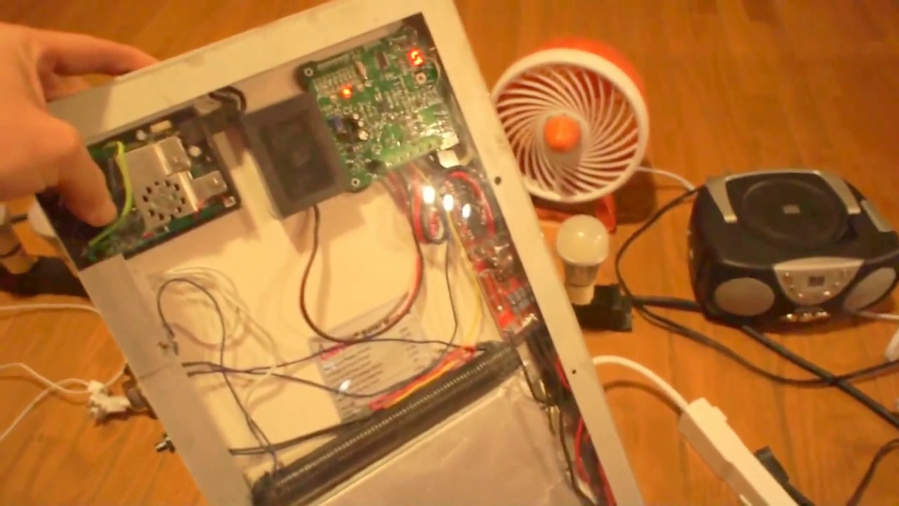 SOLN1 - Amazing all in one free energy portable solar unit.