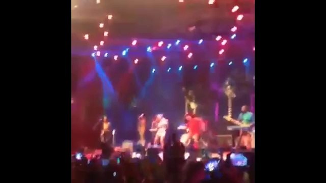 Beyonce and solange knowles take coachella - Flop video, Pulse Tv Uncut