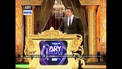 Ali Zafar vs Shaan Debate at the Ary Film Awards 2014!