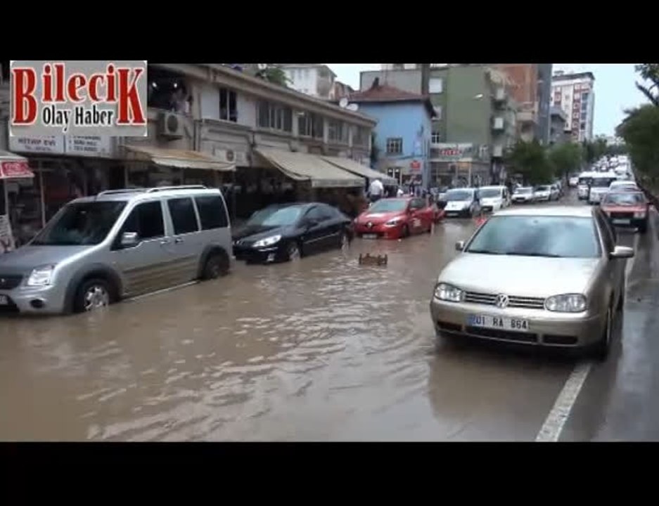 Bilecik'i Su Bastı