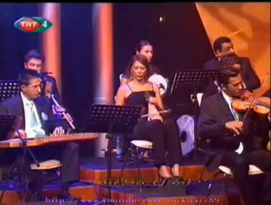 HÜSEYNÎ OYUN HAVASI (DÜĞÜN EVİNDE)-Beste: Hüseyin Sadettin AREL