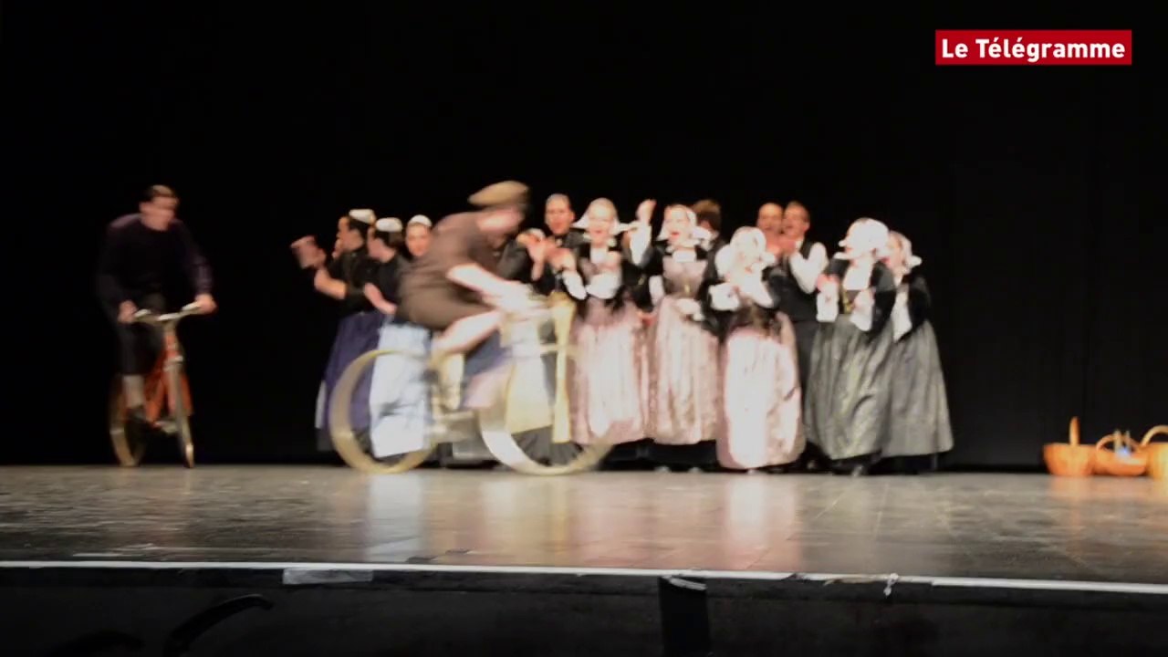 Mûr-de-Bretagne. Un avant-goût du concours national de la danse bretonne