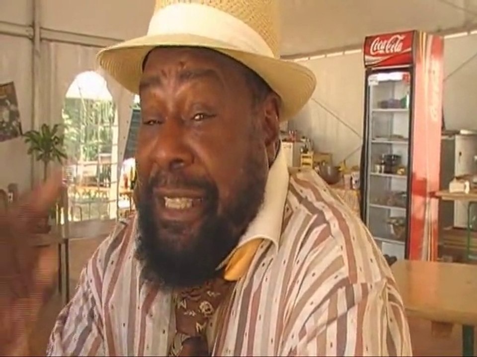 George Clinton &  CaptainFunkOnTheRadio! Radio Béton!