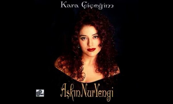 Aşkın Nur Yengi - Hiç Ummazdım - tkn