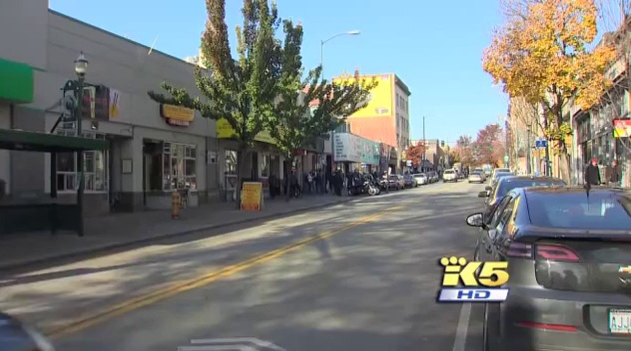 Superhero' Phoenix Jones Knockout Big Drunk Guy in Street Brawl